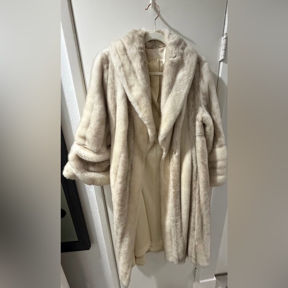 Jackets & Blazers - Vintage Fur Coat Elegant Cream Size Womens Med 20th Century 70s